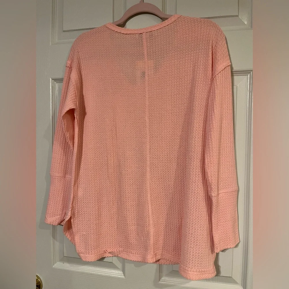 Vintage America Peachy Pink Waffle Knit Long Sleeve Oversized Top Small - Picture 4 of 7